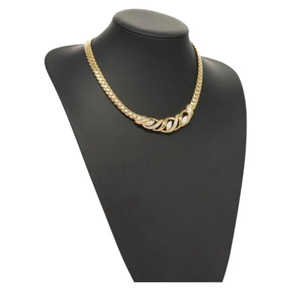 Trifari Jewelry - TRIFARI Necklace metal Gold Auth am8232